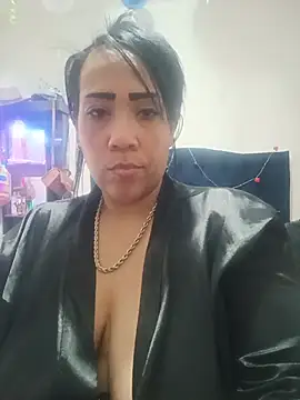 OliviaWilliamm Adlı Modelin Canlı XXX Sohbeti