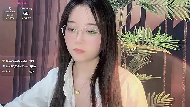 77-Vicky 现场XXX聊 天