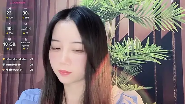 77-Vickyn Live XXX chat