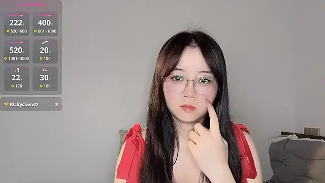 77-Vicky's Live XXX Chat