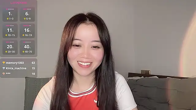 77-Vicky's Live XXX Chat