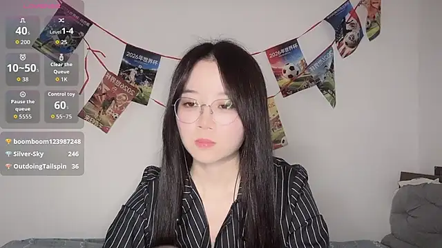 77-Vicky Adlı Modelin Canlı XXX Sohbeti