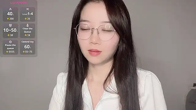 77-Vicky Chat XXX live