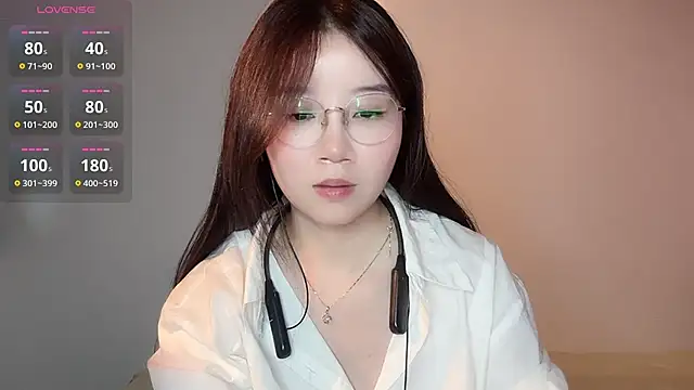 77-Vicky Live XXX-Chat