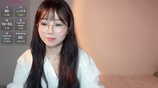 Chat XXX en directo de 77-Vicky