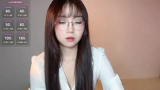 77-Vicky Live XXX-Chat