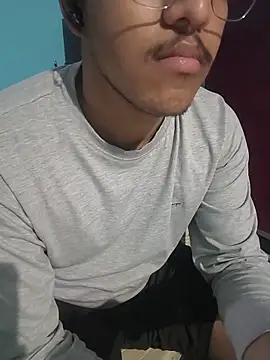 عرض كام luciferlust