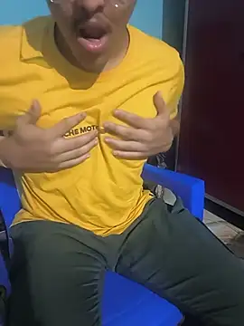عرض كام luciferlust