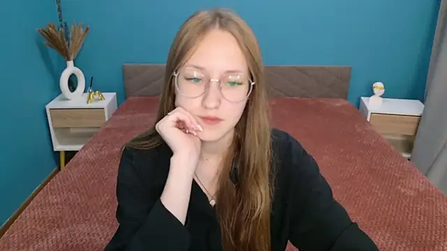 Calista_EverleigのライブXXXチャット
