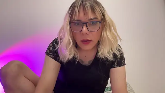 Chat XXX en directo de nikki_trans_fun