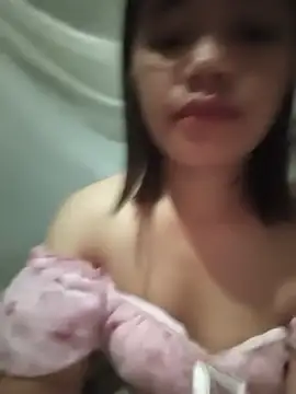 Živá chatovací místnost Emma-sin