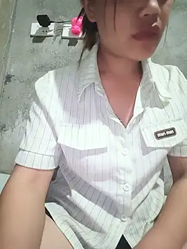 Emma-sin 在線直播表演