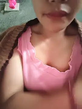 Emma-sin Adlı Modelin Canlı XXX Sohbeti