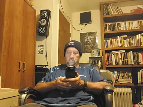 icebergXpress webcam show
