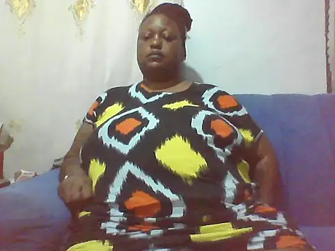 fat_ebonyqueen Шоу с уебкамера