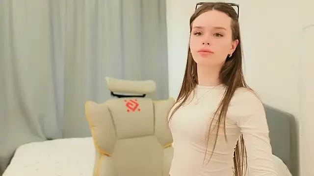 ginnyclub's Live XXX Chat