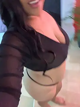 Alexia_Lerner Show in webcam