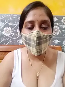 دردشة Wildsimmi25 الجنسية المباشرة