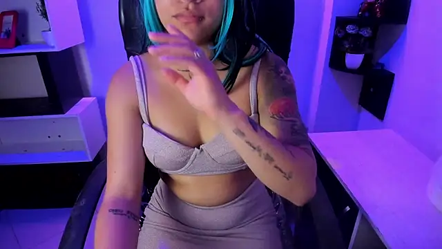 Živý XXX chat Zafira_Star
