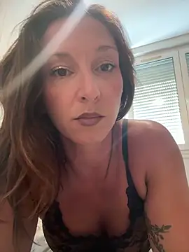 chiara-loveandlife 웹캠 쇼