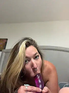 tWerKinGirl36 webkamerás műsora