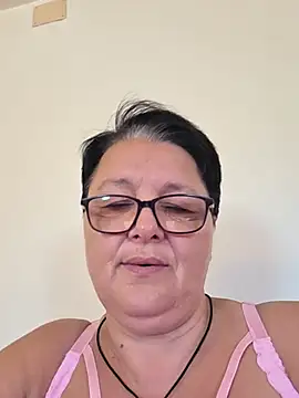 Diana_Diafan Adlı Modelin Canlı XXX Sohbeti
