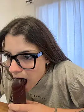 Show de lilylovelesss na webcam