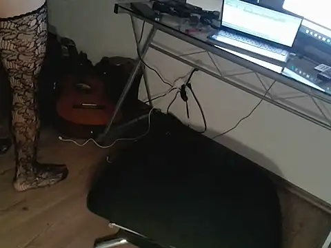 Ladyboy_69-_-n Webbikameraesitys