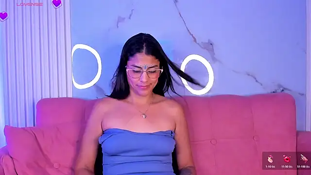 LunaRossie_'s Live XXX Chat