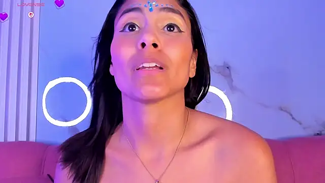 LunaRossie_'s Live XXX Chat