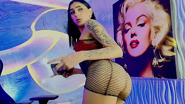 Violeta_Alvarez Show in webcam