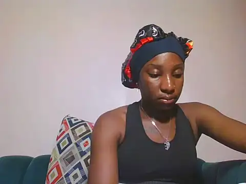 הופעת וובקאם של Hornycammy23