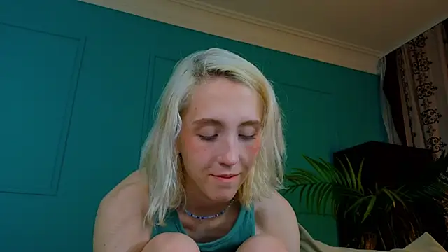 Elen__Moore élő XXX-chatje