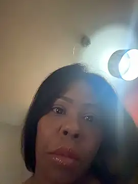 julia-mendonca's Live XXX Chat