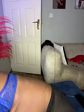Snowy_01 লাইভ XXX চ্যাট