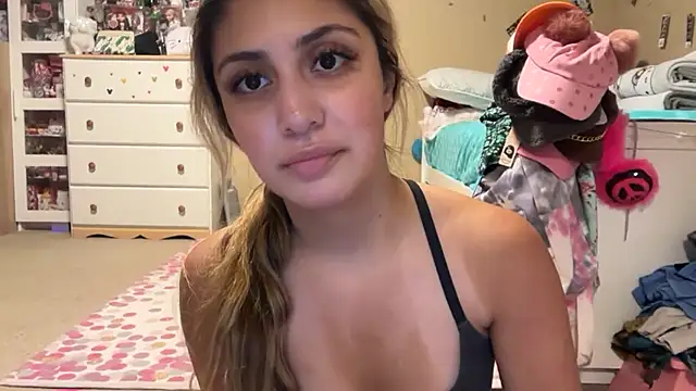 Badbihdani18 Webcam Show