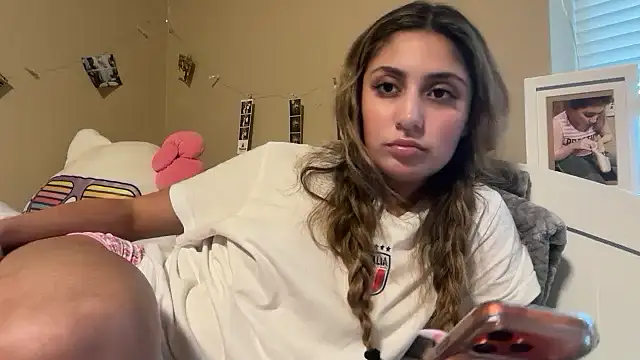 Badbihdani18 Webcam-Show