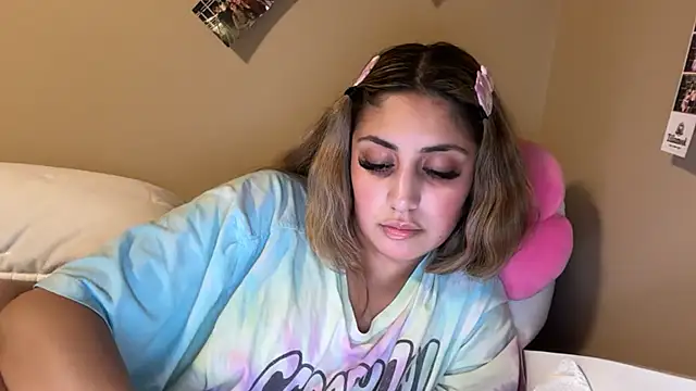 Badbihdani18's Webcam Show