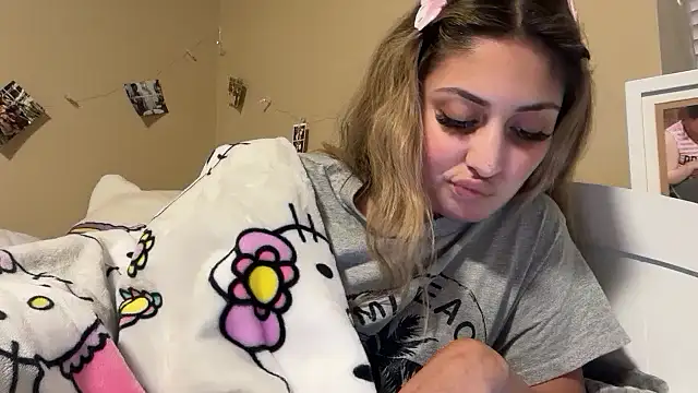 Badbihdani18 Webcam Show