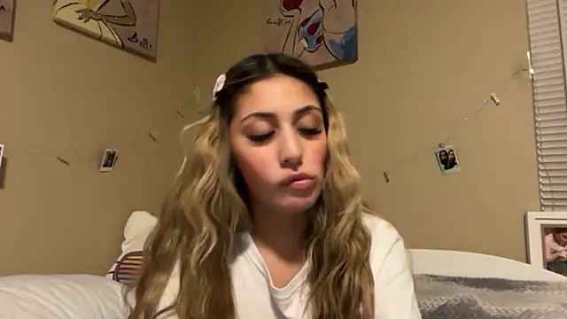 Badbihdani18 Webcamshow