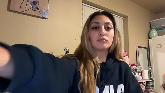 Badbihdani18 Webcam-Show
