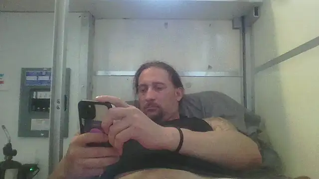 Pokazy przed kamerką – brazybooty92