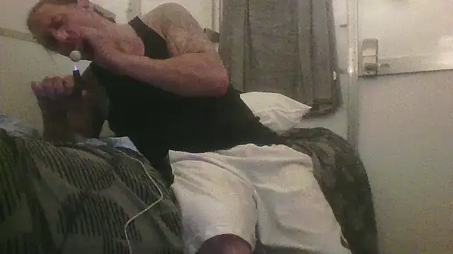 brazybooty92 Webcamshow