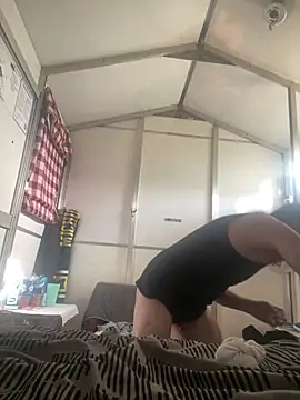 brazybooty92 – webcam-show