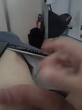 הופעת וובקאם של brazybooty92