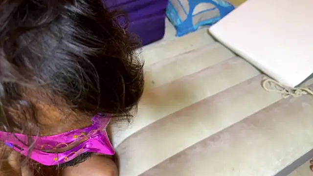 jiggywife Adlı Modelin Web Kamerası Şovu