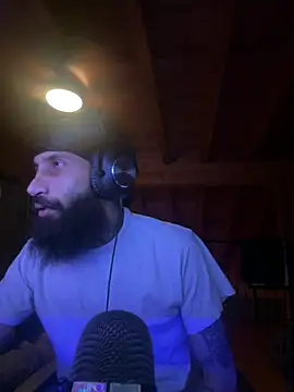 madehercumm webkamerás műsora