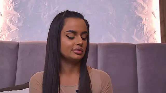 AliceKane's Live XXX Chat