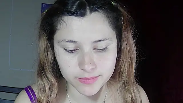 دردشة StarElii الجنسية المباشرة