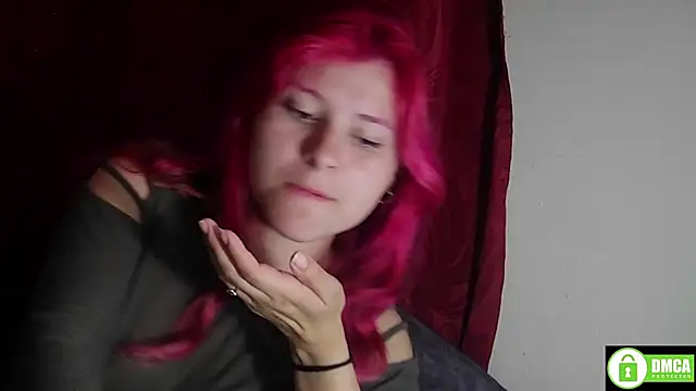 צ'אט XXX בשידור  חי של StarElii